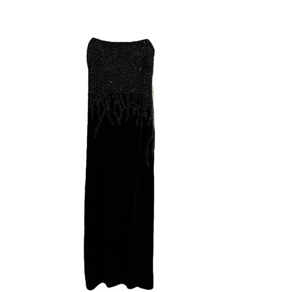 JS Boutique Black Velvet Maxi Dress Spaghetti Straps Beadwork Elegant Detail - Picture 4 of 7